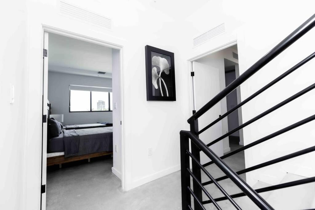 Huge 4 Bedroom Townhouse W/ Private Rooftop & Bbq ميامي المظهر الخارجي الصورة