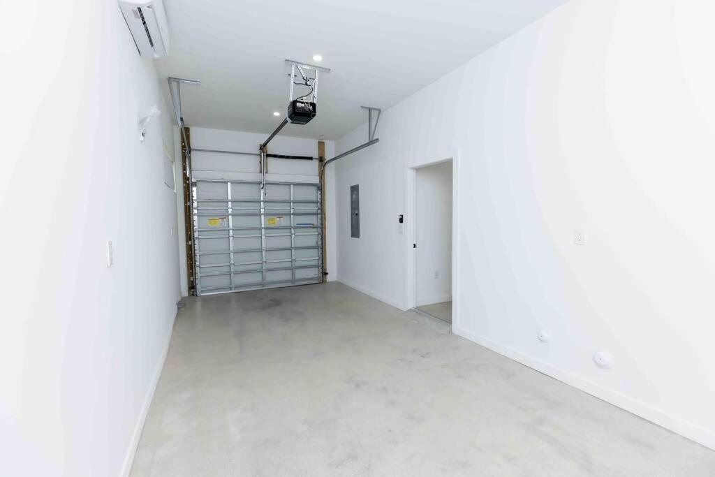 Huge 4 Bedroom Townhouse W/ Private Rooftop & Bbq ميامي المظهر الخارجي الصورة